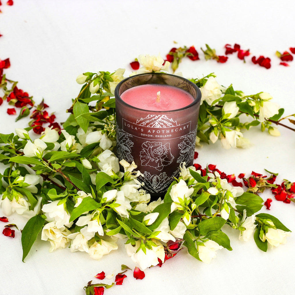 Delicate Romance Naturally Fragrant Candle